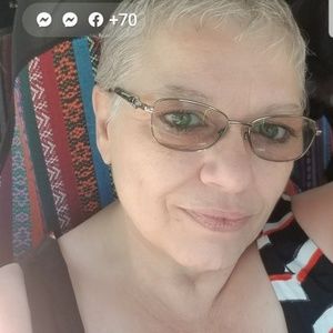 Meet your Posher, Rae